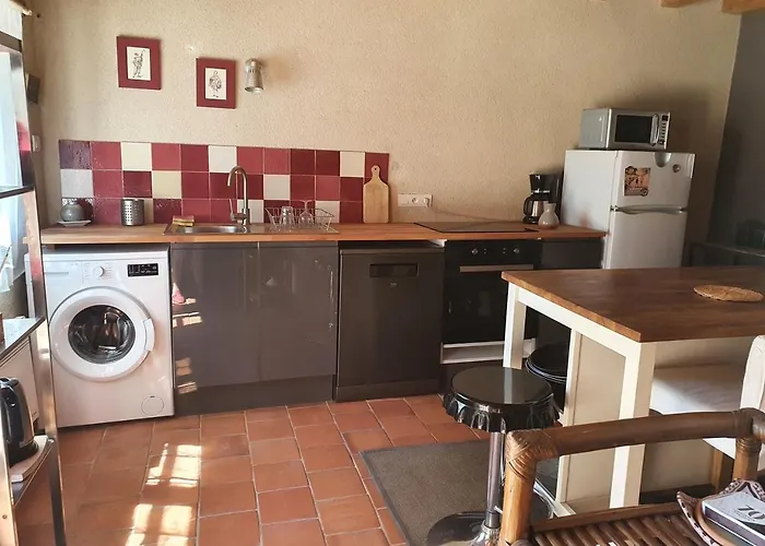 Maison De Campagne * Saint-Saturnin-sur-Loire